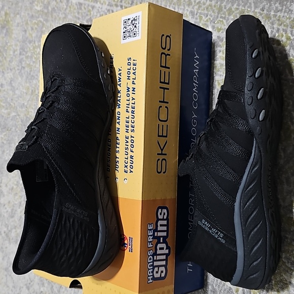 New Skechers Shoes Slip-ins Relaxed Fit Breathe Easy Roll With Me Black 7.5 - Picture 4 of 9